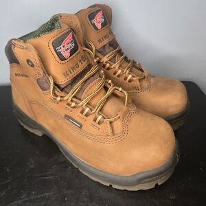 Red Wing King Toe waterproof work boots Women's Size 5.5. LIKE NEW